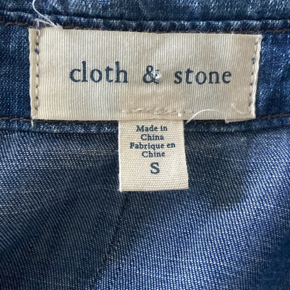 NWOT Anthropologie Cloth and Stone Chambray Button Down Size S - Picture 7 of 8